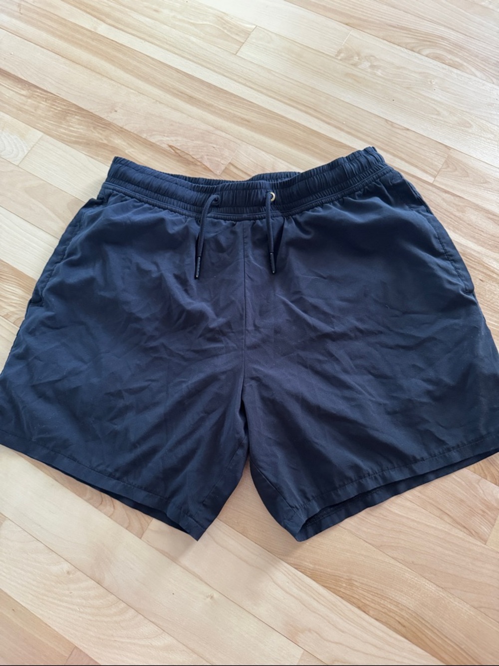 Gilly Hicks Hollister men’s Black Elastic Waist performance Shorts size small